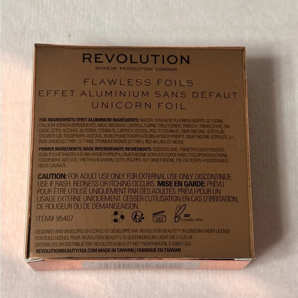 Makeup Revolution Flawless Foils Trio - Copper, Silver, Gold